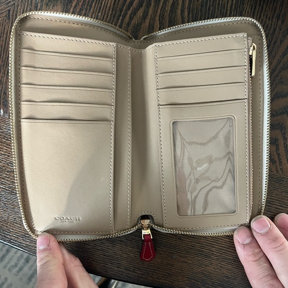 Coach Snowy Teddy Bear Wallet - Picture 3 of 3